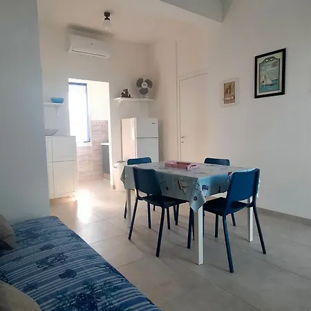 Trilocale Davanti Cod 488 *