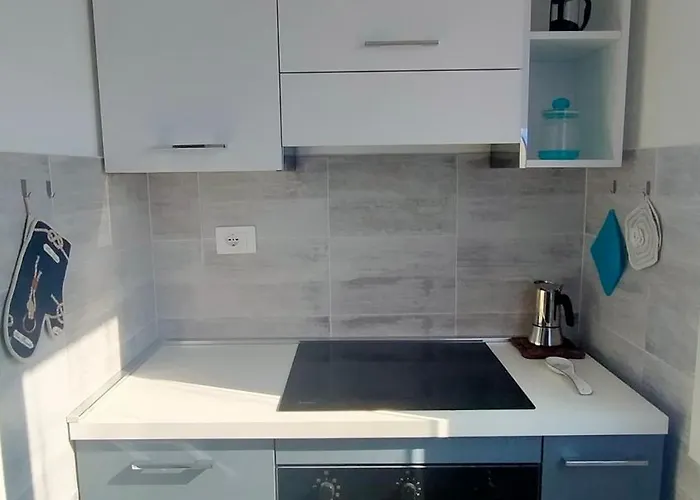 Trilocale Davanti Cod 488 Apartamento *